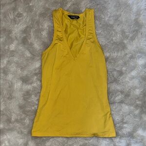 chic Sunny Yellow V-Neck Ribbed Tank